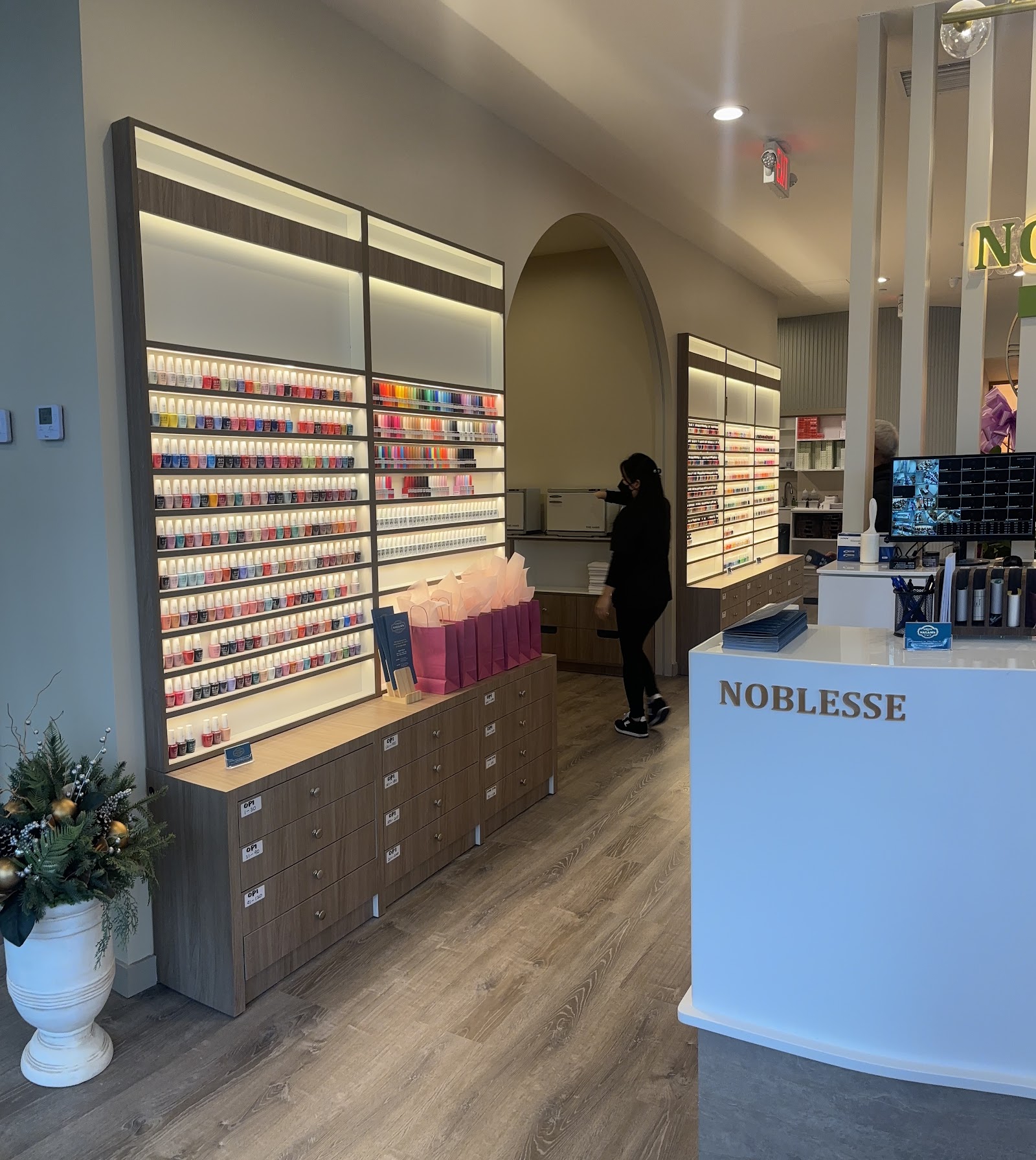 Noblesse Nail Spa nail photo 5